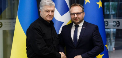 Порошенко поблагодарил вице-премьера Чехии за &quot;снарядную&quot; инициативу и призвал ускорить вступительные переговоры Украины с ЕС