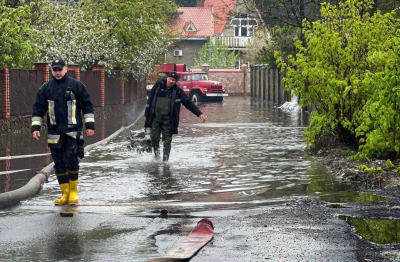 Через погіршення погодних умов на Київщині зафіксовано підтоплення (ФОТО, ВІДЕО)