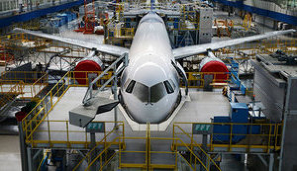 Санкції працюють: У Росії знову зірвали строки виробництва нового літака для заміни Boeing та Airbus
