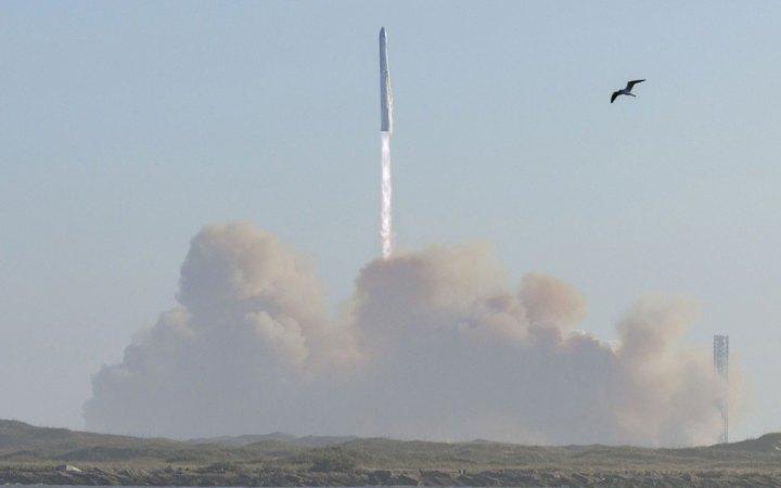 Старшип от SpaceX Маска взорвался после запуска в космос.