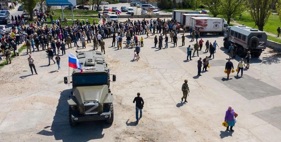 В Бердянске произошел взрыв автомобиля, в результате которого были уничтожены несколько сотрудников ФСБ, сообщает Андрющенко.