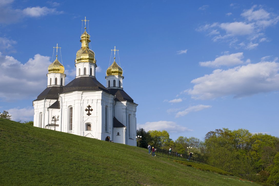 Екатерининская церковь, Чернигов, Казацкая церковь, День украинского казачества, первое упоминание о казачестве, кто такие украинские казаки, откуда взялись украинские казаки, история казачества, знаменитые казаки, какие подвиги совершили казаки, первая конституция, конституция пилипа орлика, казак мамай, что такое запорожская сечь