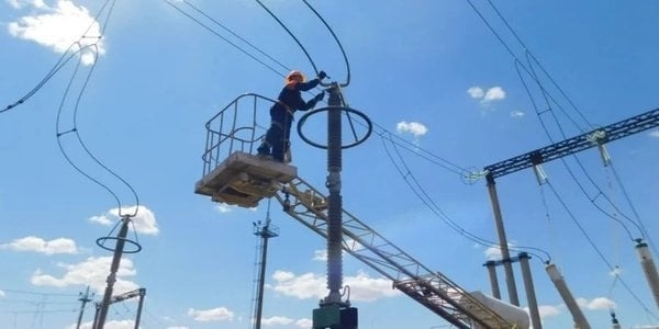 В Николаевской области после обстрела поврежден дом, 4 населенных пункта остались без света